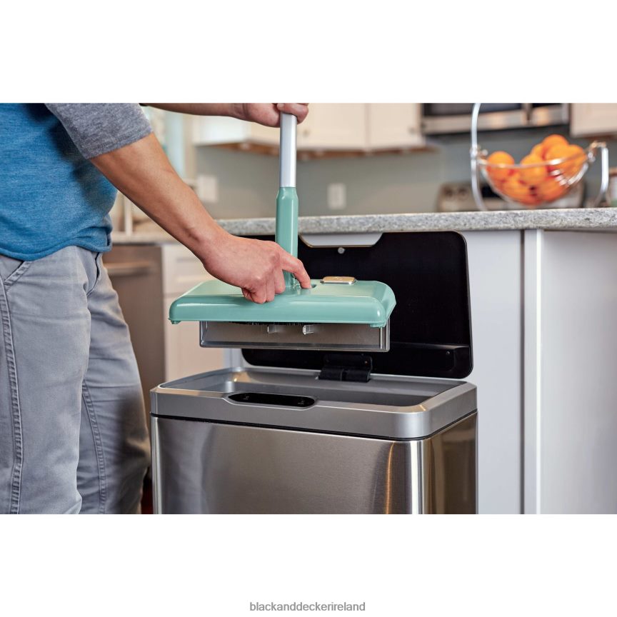 BLACK+DECKER Powered Floor Sweeper 2TNNR2102 Cleaning