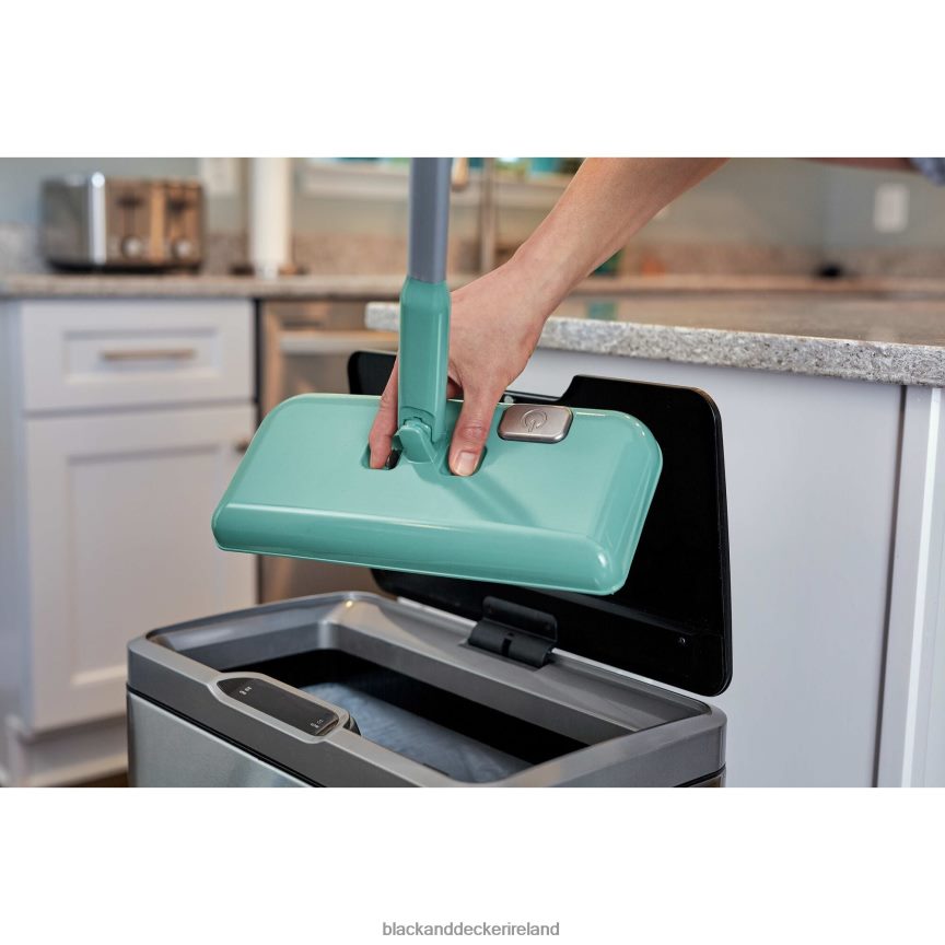 BLACK+DECKER Powered Floor Sweeper 2TNNR2102 Cleaning