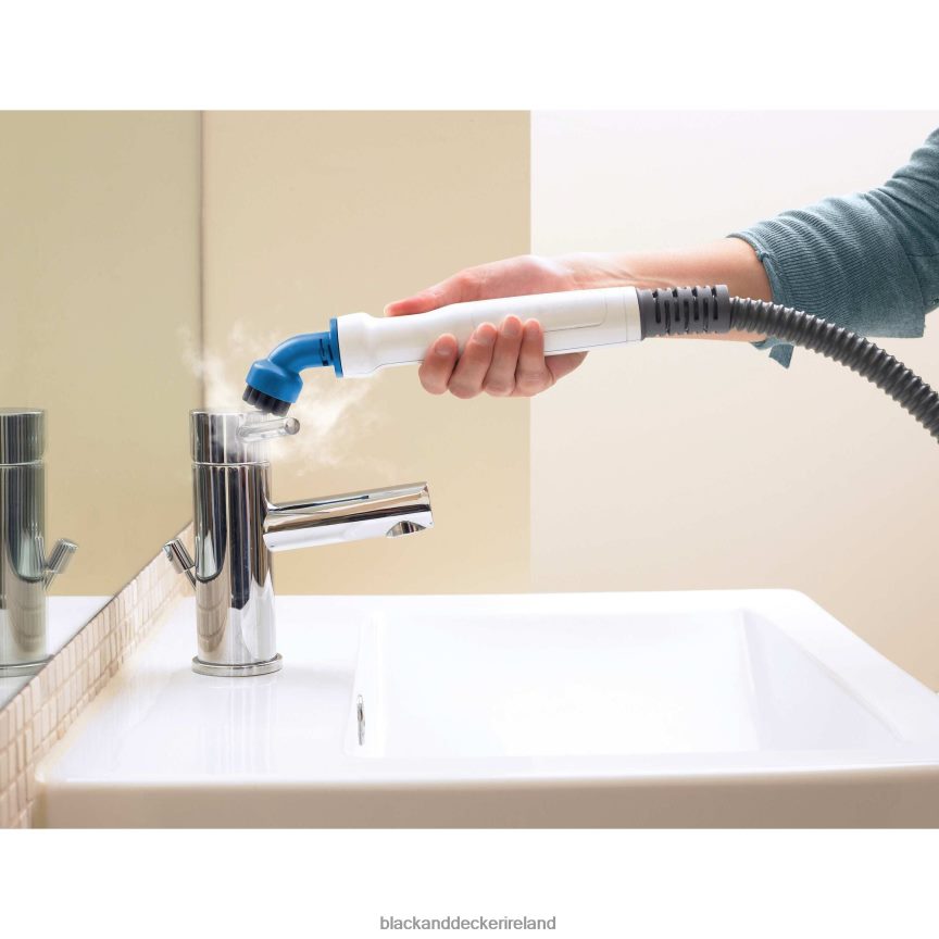 BLACK+DECKER 8-in-1 SteamMop and Glove 2TNNR2110 Cleaning