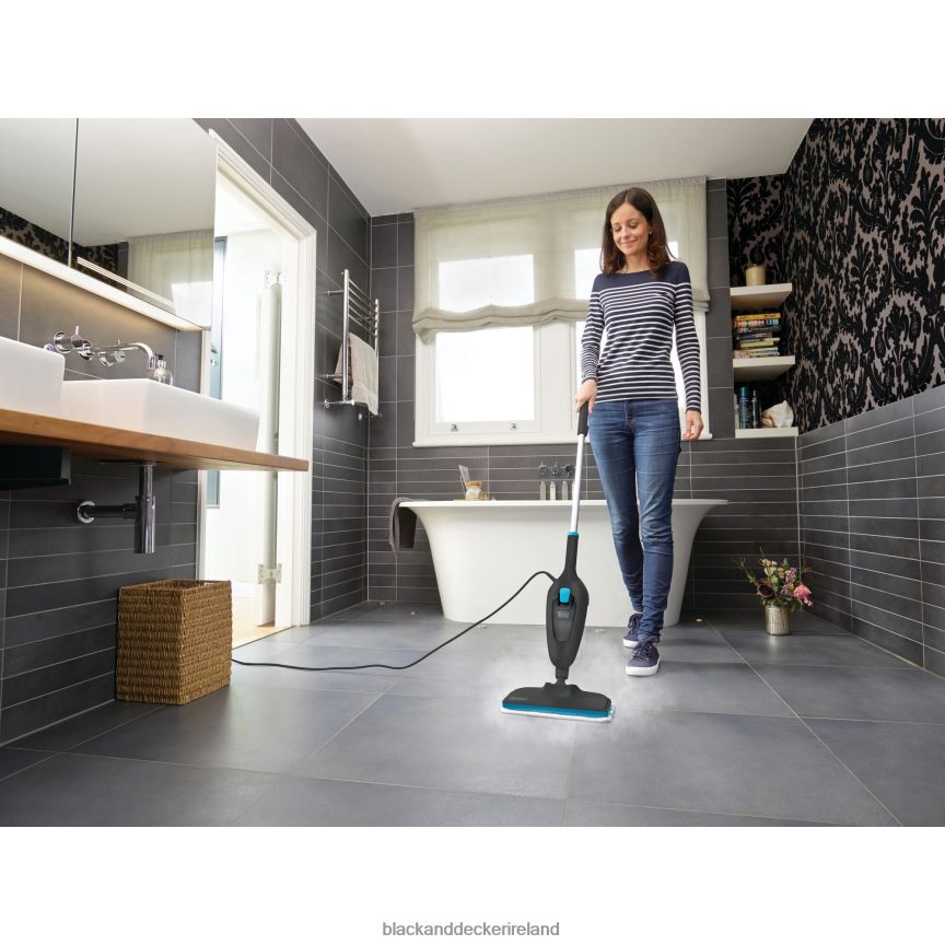 BLACK+DECKER Classic SteamMop 2TNNR2112 Cleaning