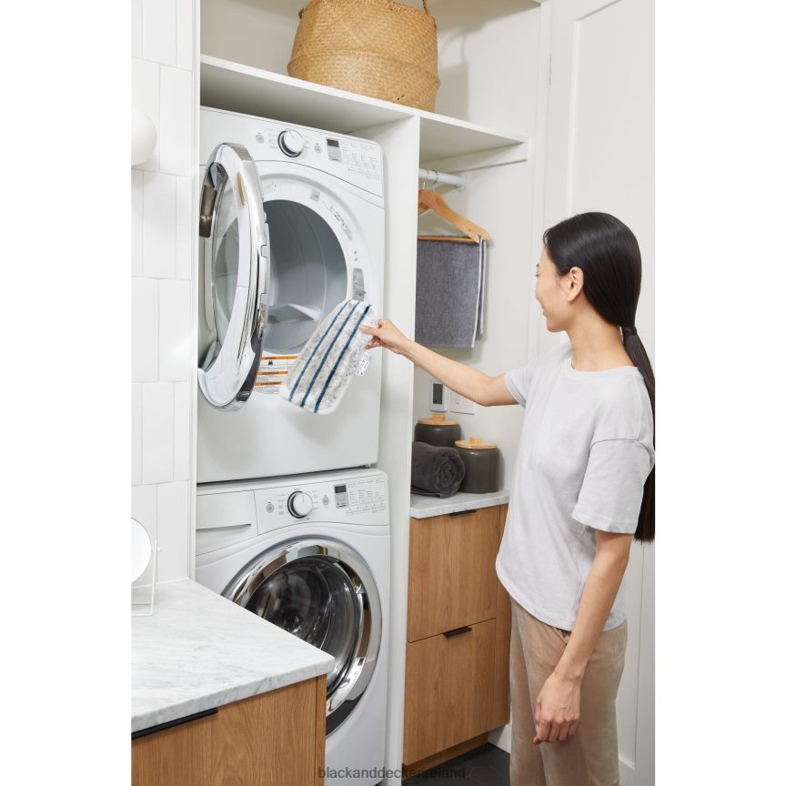 BLACK+DECKER Multipurpose Steam Cleaning System with 6 Attachments 2TNNR2107 Cleaning