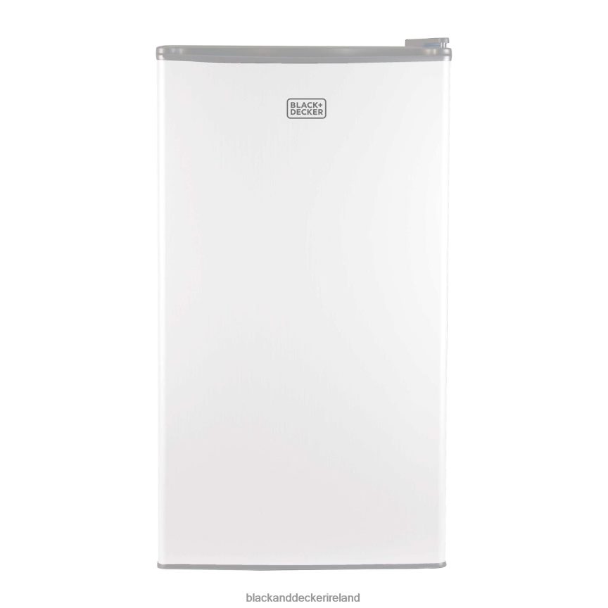 BLACK+DECKER 3.2 Cu. Ft. Energy Star Refrigerator With Freezer 2TNNR2309 Kitchen