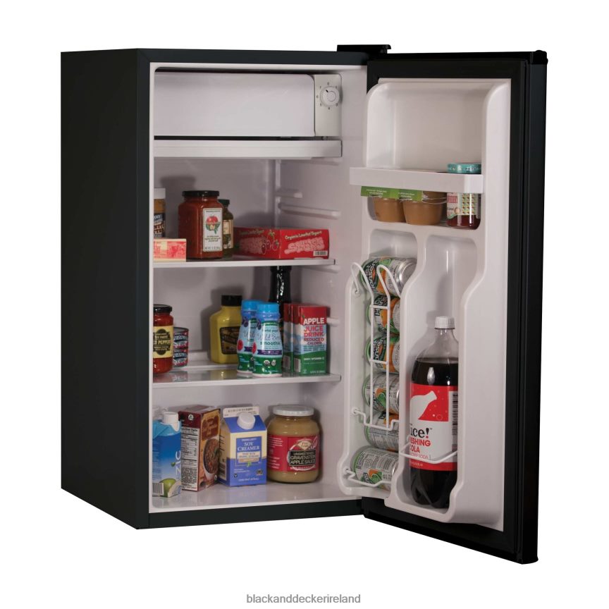 BLACK+DECKER 3.2 Cu. Ft. Energy Star Refrigerator With Freezer 2TNNR2310 Kitchen