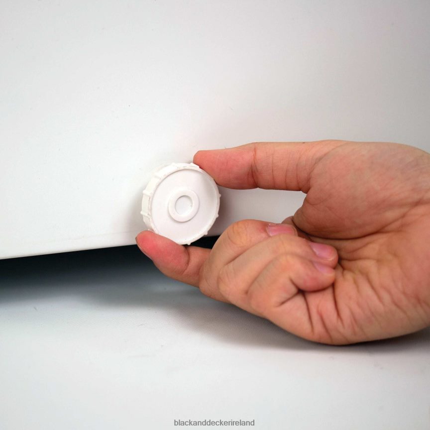 BLACK+DECKER 3.5 Cu. Ft. Chest Freezer 2TNNR2299 Kitchen