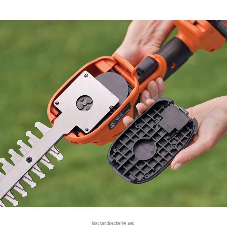 BLACK+DECKER 20V MAX POWERCONNECT 3/8 in. Cordless Shear Shrubber Kit 2TNNR2511 Outdoor