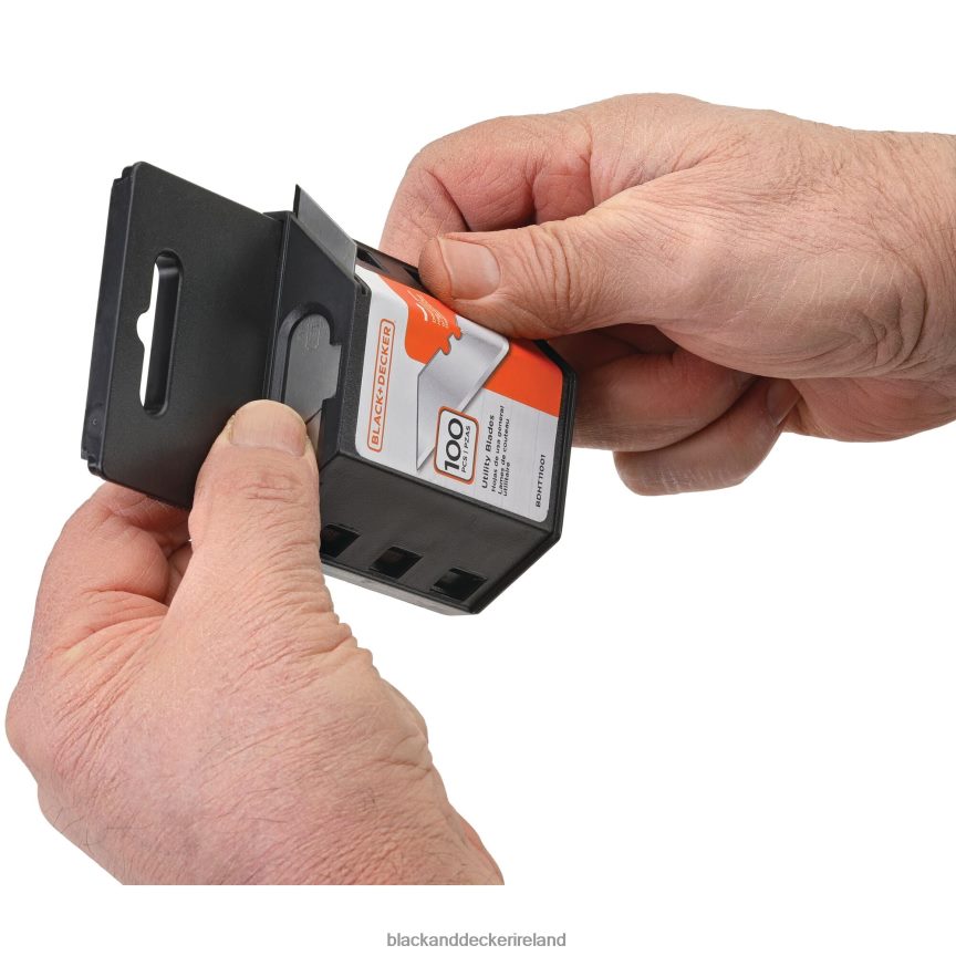 BLACK+DECKER Utility Knife Blades 100 Pack 2TNNR2757 Tools