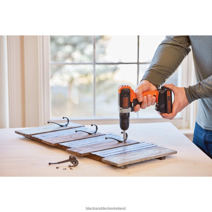 BLACK+DECKER 20V MAX Cordless Drill With 28-Piece Home Project Kit 2TNNR2546 Tools