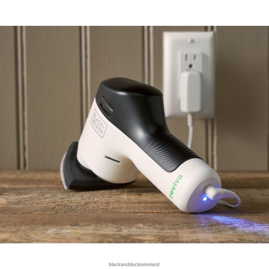 BLACK+DECKER reviva 12V MAX Cordless Detail Sander with Charger 2TNNR2616 Tools