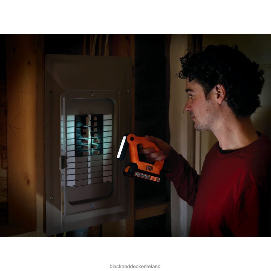 BLACK+DECKER 20V MAX LED Work Light 2TNNR2680 Tools